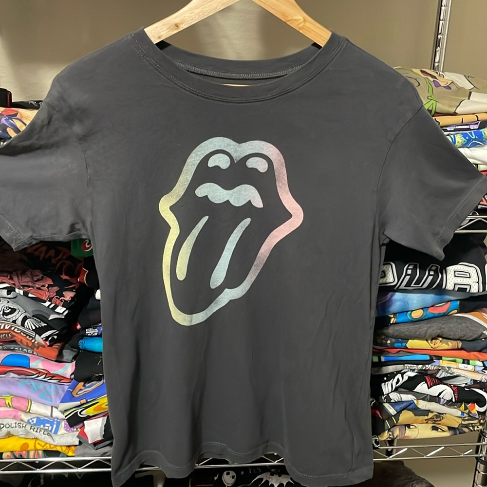 The Rolling Stones women’s Tee 🔥🎸🔥